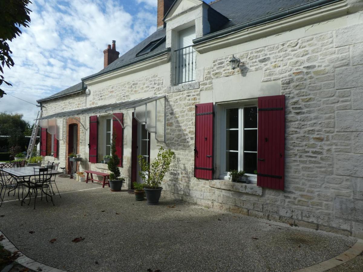 Chambre D'Hotes "Les Paturelles" Fougeres-sur-Bievre Exteriör bild